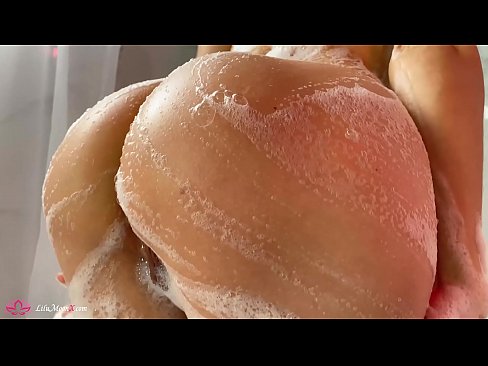 ❤️ Brunette, Duşda Güclü Orgazm Vermək üçün Vibratorla Pişiyi Mastürbasyon Etdirir ️ Sadəcə porno az.hdpornpics.ru ﹏